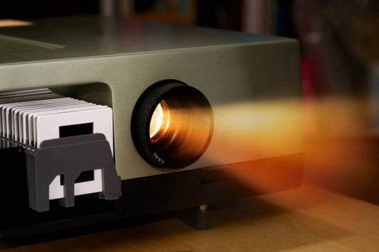 Capturing Moments in Light: The Slide Projector's Journey with Young Inventors